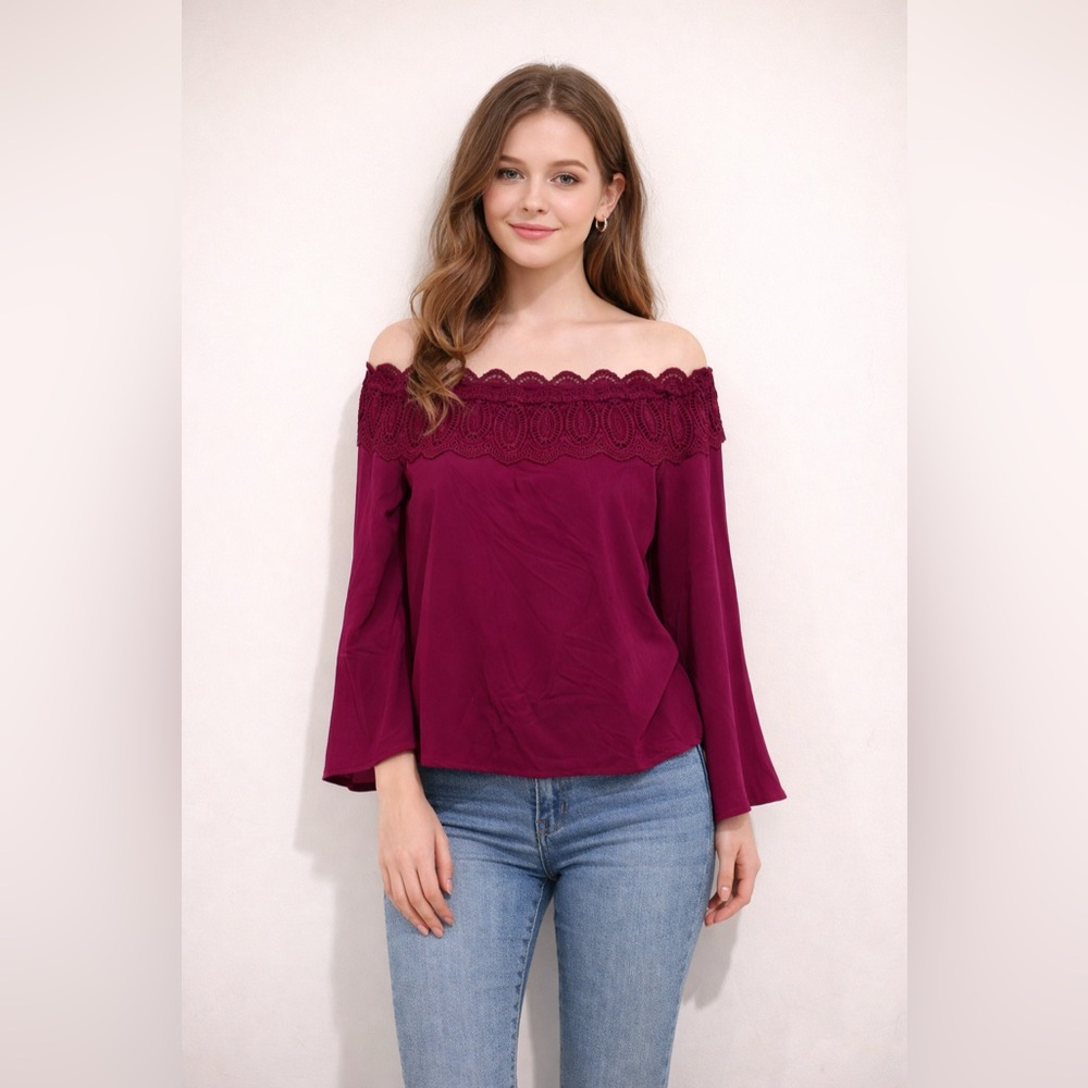 • Intermix • Women's Off-Shoulder Lace Trim Top Burgundy Small